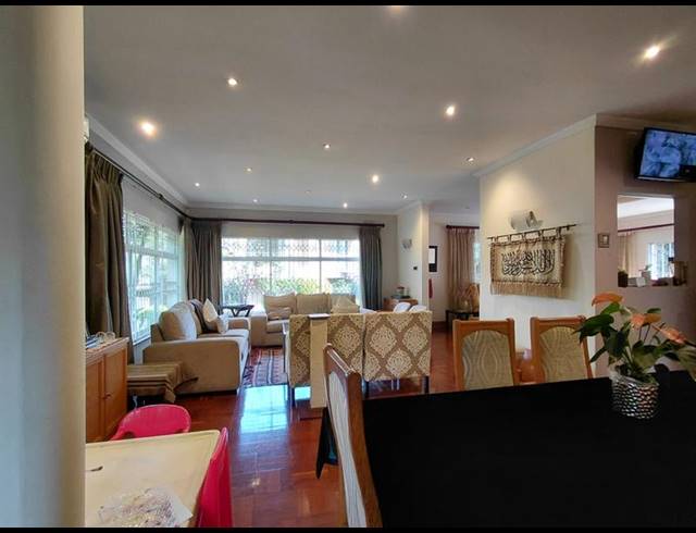 6 BEDROOM HOUSE FOR SALE IN SHERWOOD